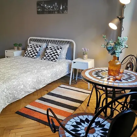 Urban Vibes Studio-old Town Appartement *