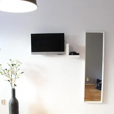 Urban Vibes Studio-old Town Bucarest